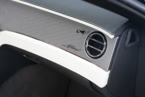 2025 بنتلي كونتيننتال GTC V8