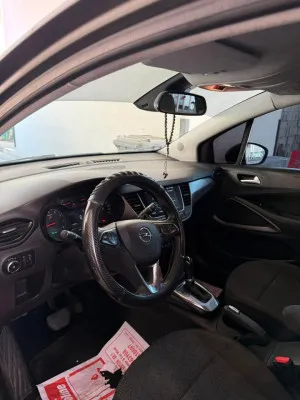 2020 اوبل كروس لاند