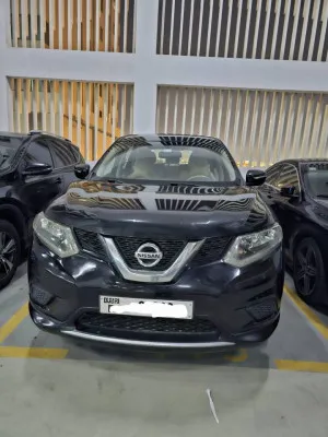 2015 نيسان اكس تريل ST