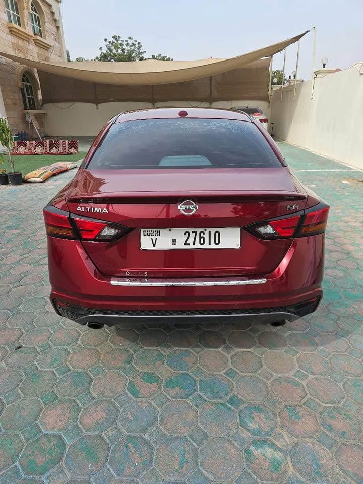 2021 Nissan Altima SR