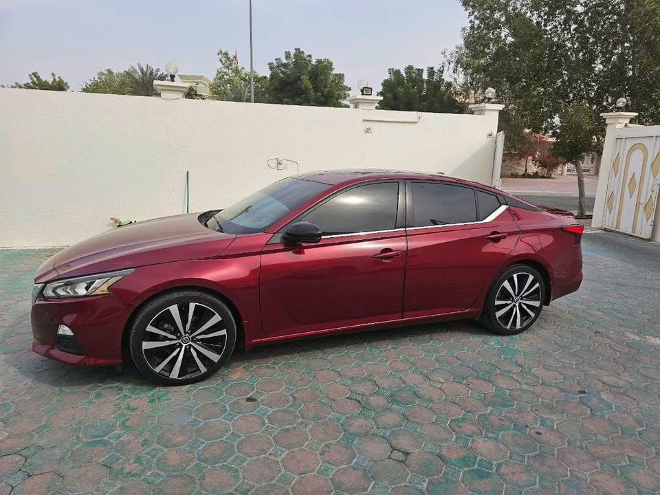 2021 Nissan Altima SR
