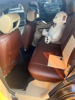 2016 Mitsubishi Montero LS