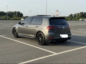 2018 Volkswagen Golf R