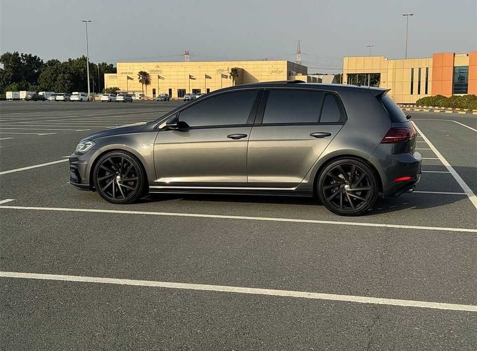 2018 Volkswagen Golf R