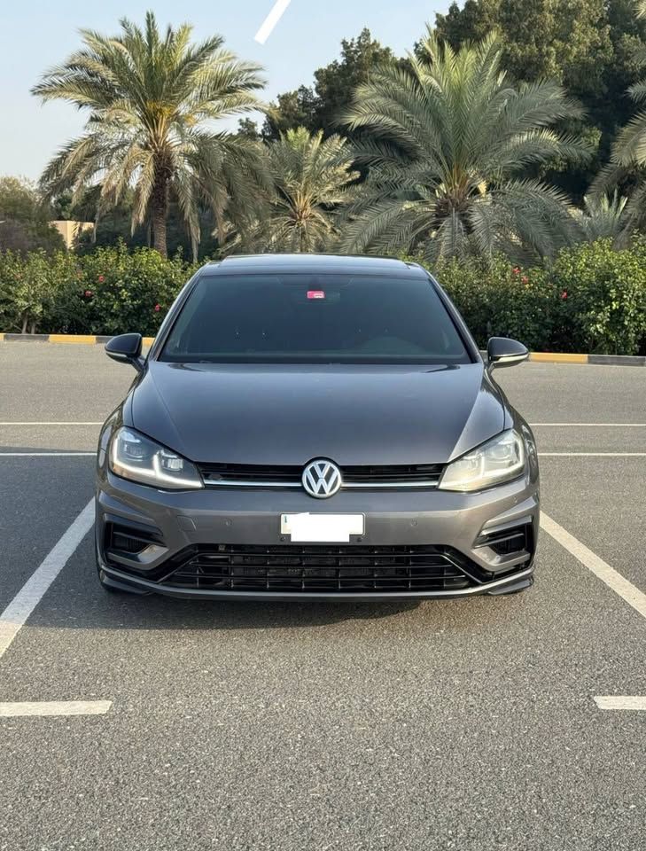 2018 Volkswagen Golf R