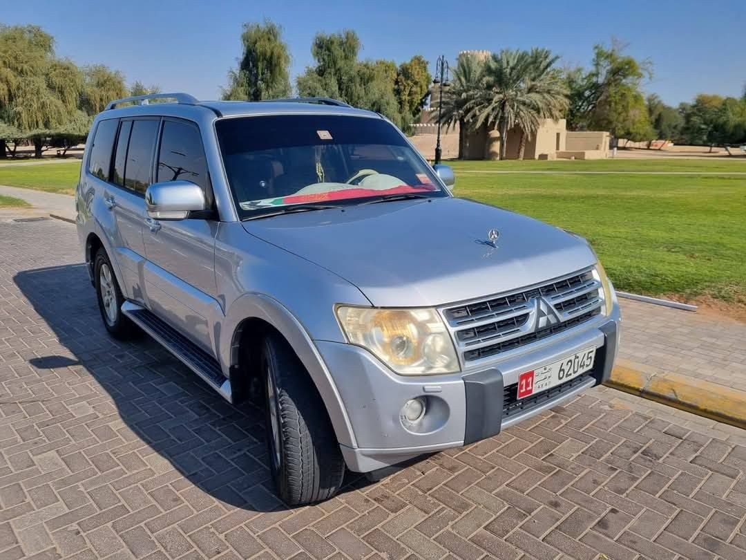 2011 Mitsubishi Pajero GLS