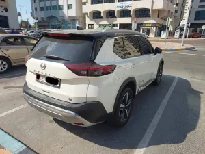 2024 نيسان اكس تريل ST-L