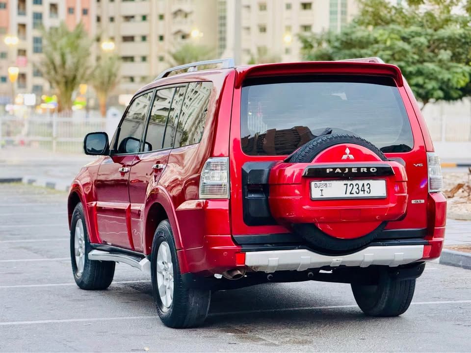 2010 Mitsubishi Pajero GLS