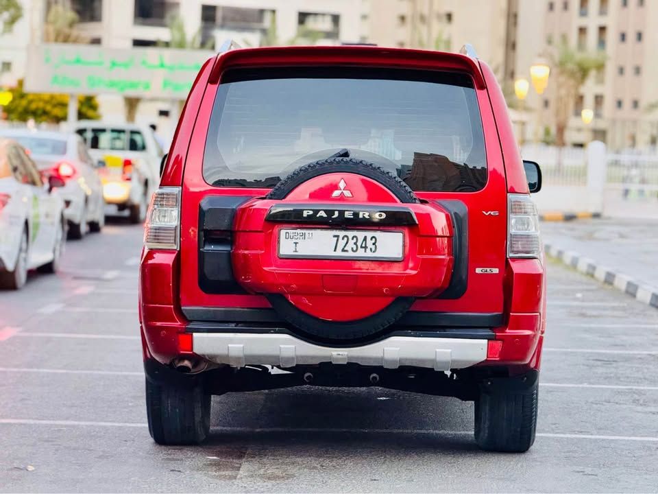 2010 Mitsubishi Pajero GLS