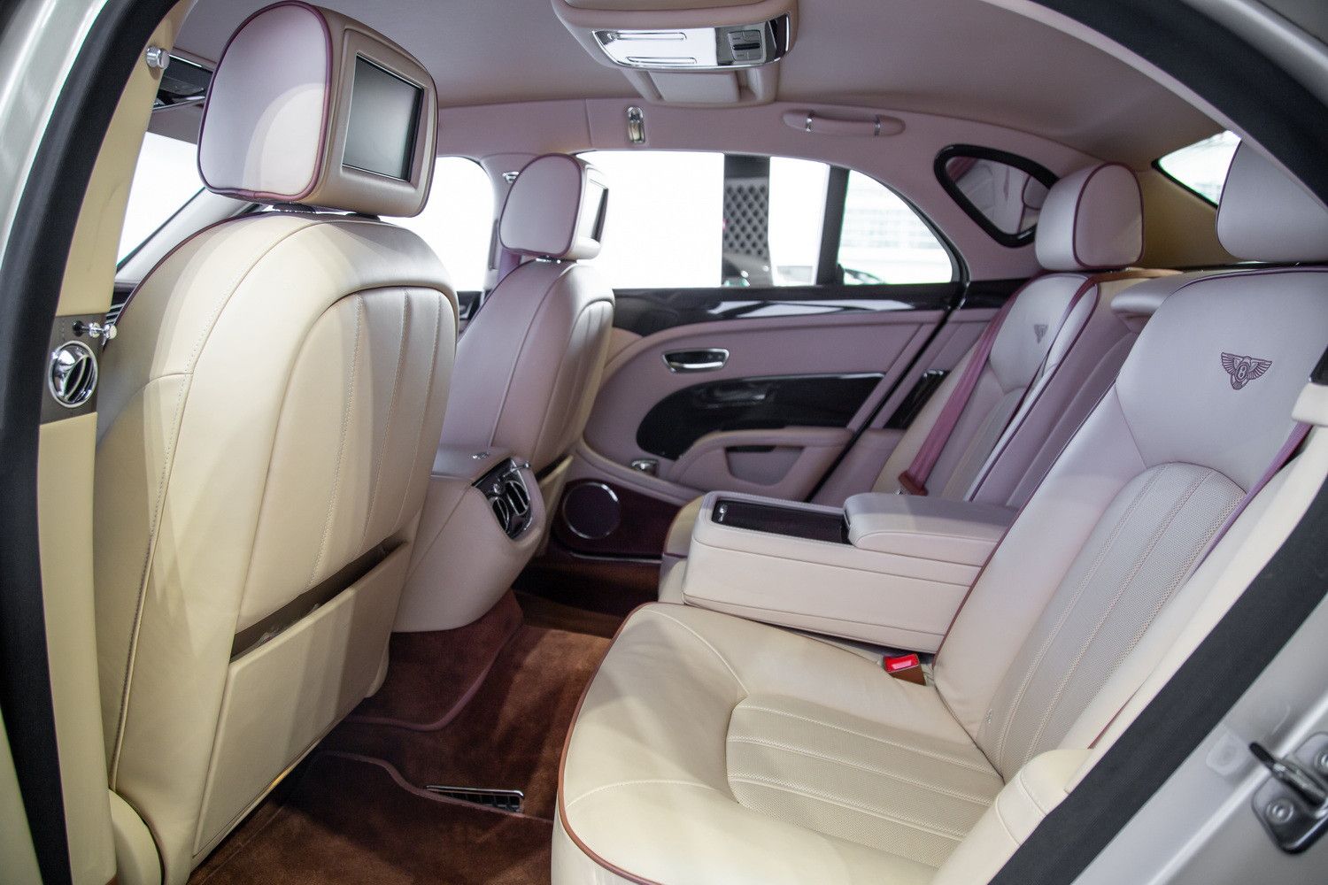 2015 بنتلي مولسان Mulliner