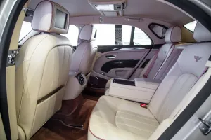 2015 بنتلي مولسان Mulliner