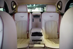 2015 بنتلي مولسان Mulliner