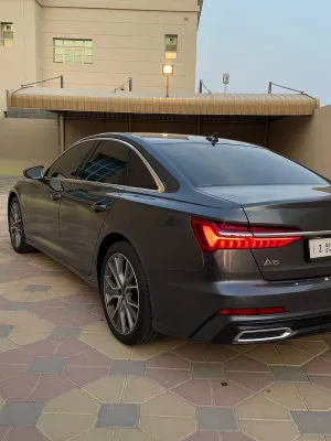 2021 اودي آي ٦ Prestige