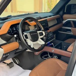 2024 Land Rover Defender 110 HSE