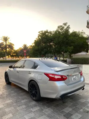 2016 Nissan Altima SL