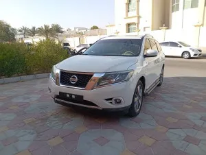 2015 نيسان باثفايندر S