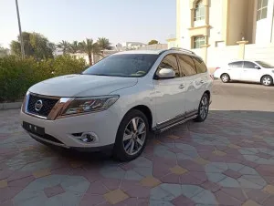 2015 نيسان باثفايندر S