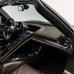 2015 بورش 918 سبايدر