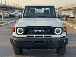2025 تويوتا لاند كروزر بيك اب VX