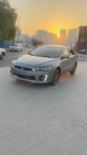 2016 ميتسوبيشي لانسر GLX