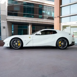 2023 فيراري 812 سوبر فاست GTS