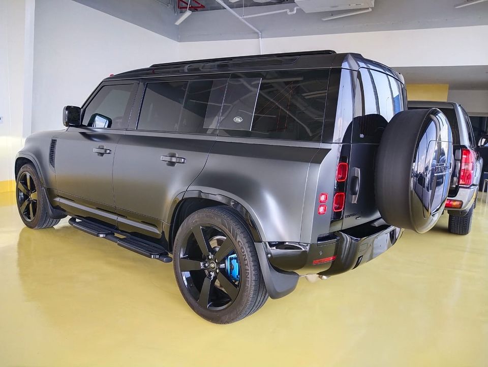 2023 Land Rover Defender 110 HSE