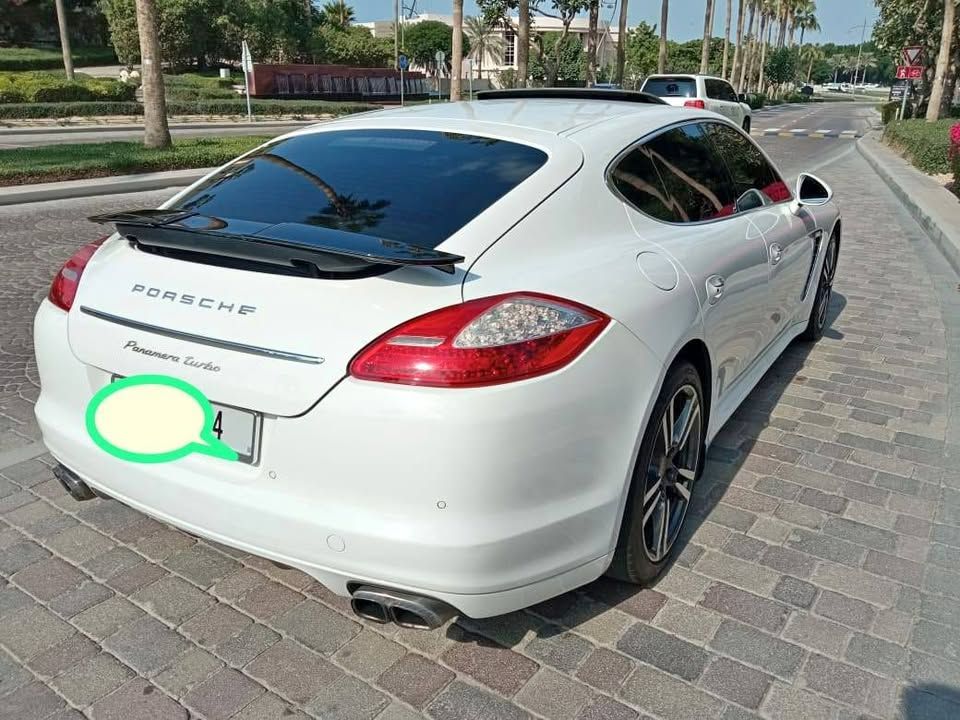 2011 بورش باناميرا Turbo