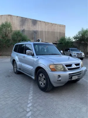 2004 ميتسوبيشي باجيرو GLS