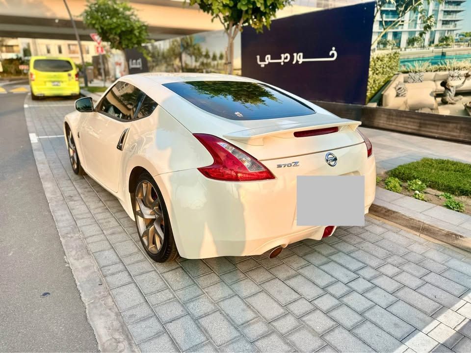 2015 نيسان ٣٧٠Z Sport