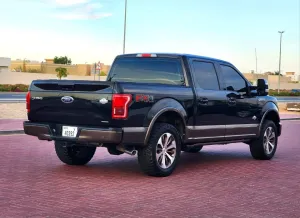 2015 فورد أف ١٥٠ King Ranch