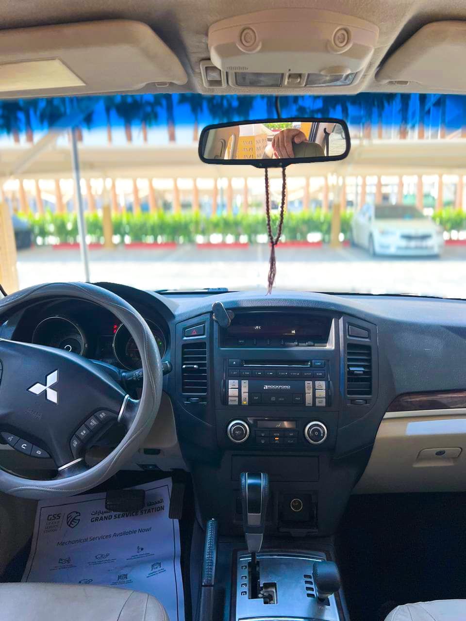 2010 ميتسوبيشي باجيرو GLS