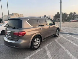 2017 Infiniti QX80 LUXE