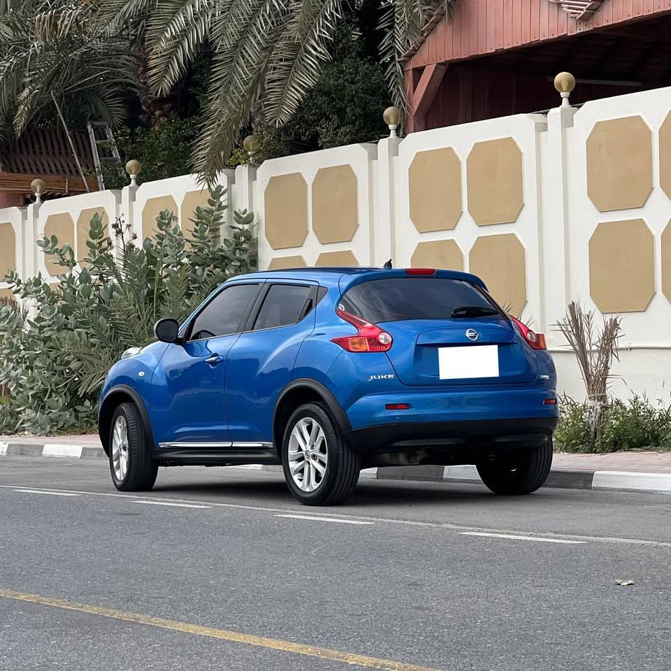2012 نيسان جوك S