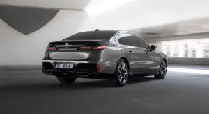 2023 بي أم دابليو الفئة - 7 760i