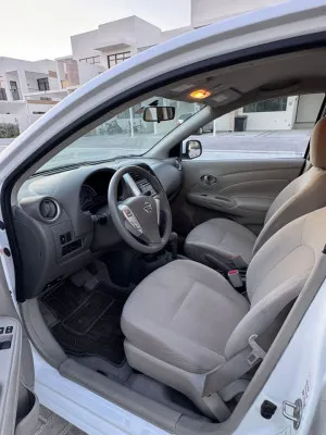2021 نيسان صني S
