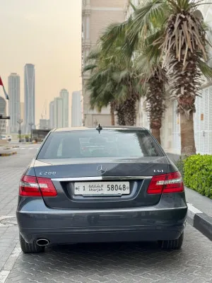 2011 مرسيدس-بنز الفئة - E E200 Coupe
