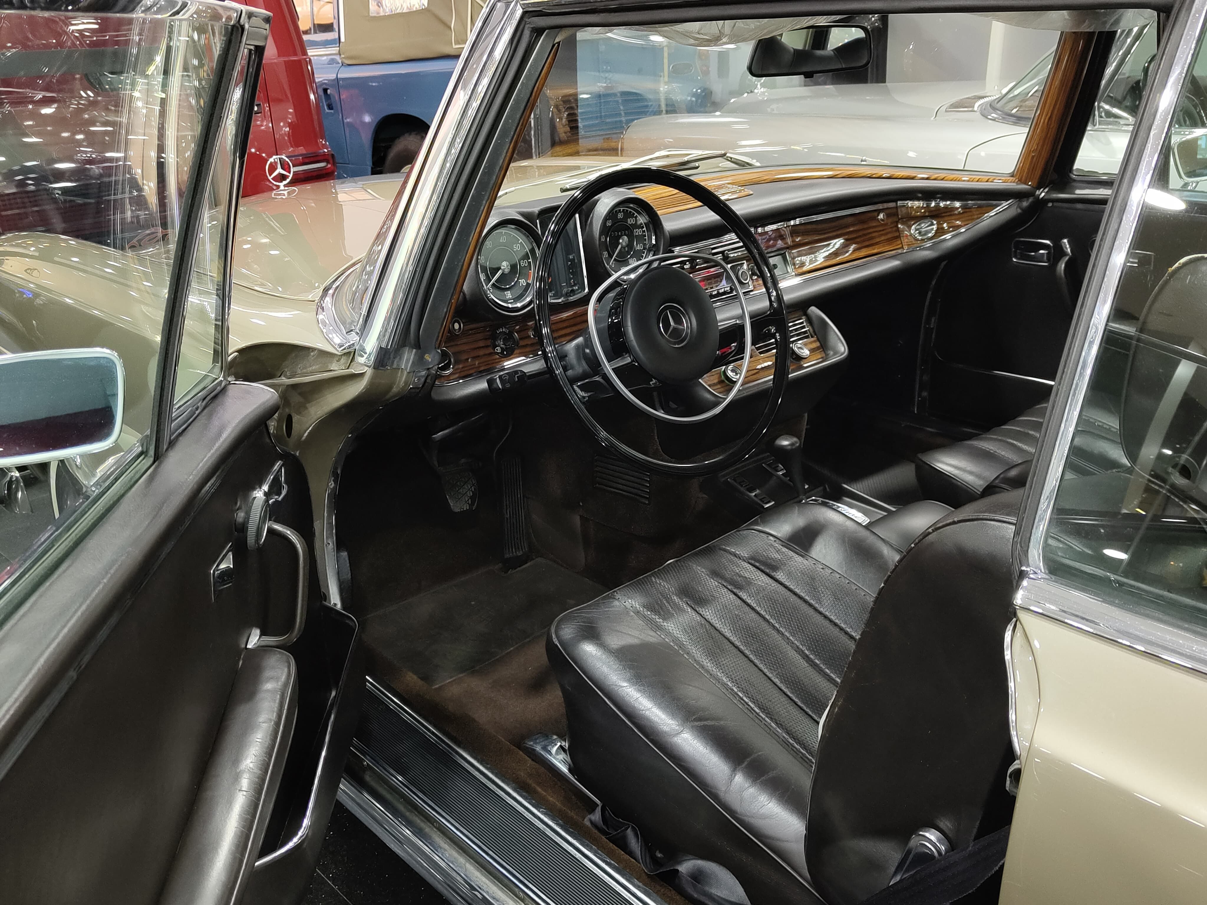 1971 مرسيدس-بنز الفئة - S S280