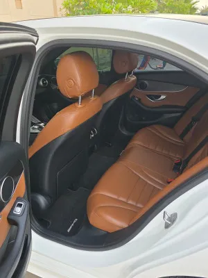 2019 Mercedes-Benz C-Class C200