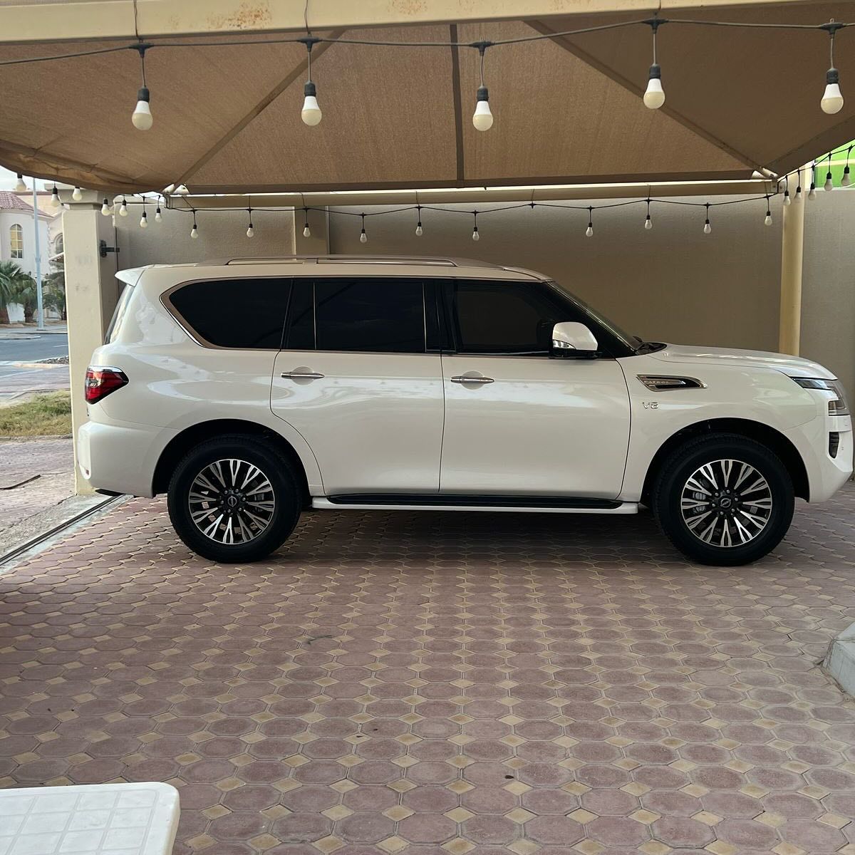 2024 نيسان باترول LE T2