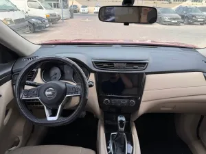 2019 نيسان اكس تريل SL