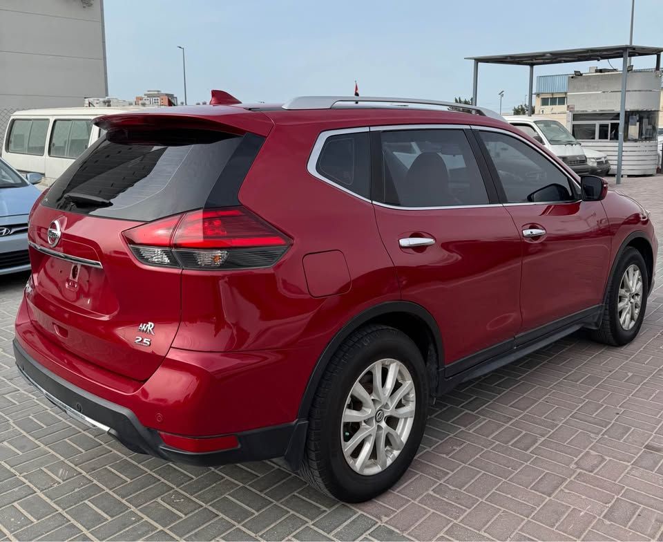 2019 نيسان اكس تريل SL