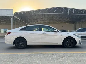 2022 هيونداي النترا