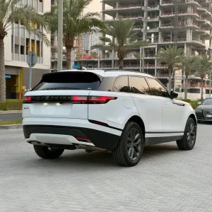 2025 لاند روفر رينج روفر فيلار s