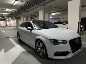 2015 اودي آي ٣ Prestige