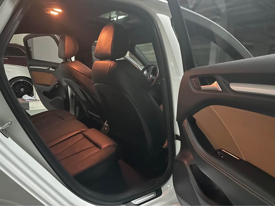 2015 اودي آي ٣ Prestige
