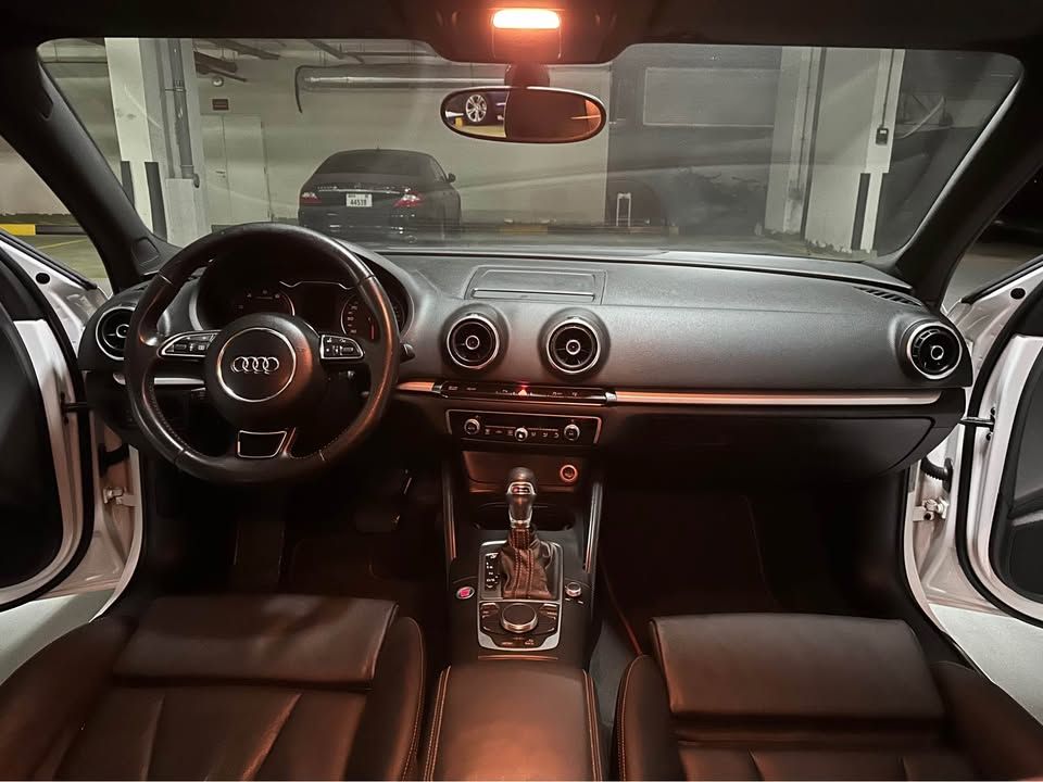 2015 اودي آي ٣ Prestige