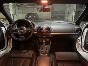 2015 اودي آي ٣ Prestige