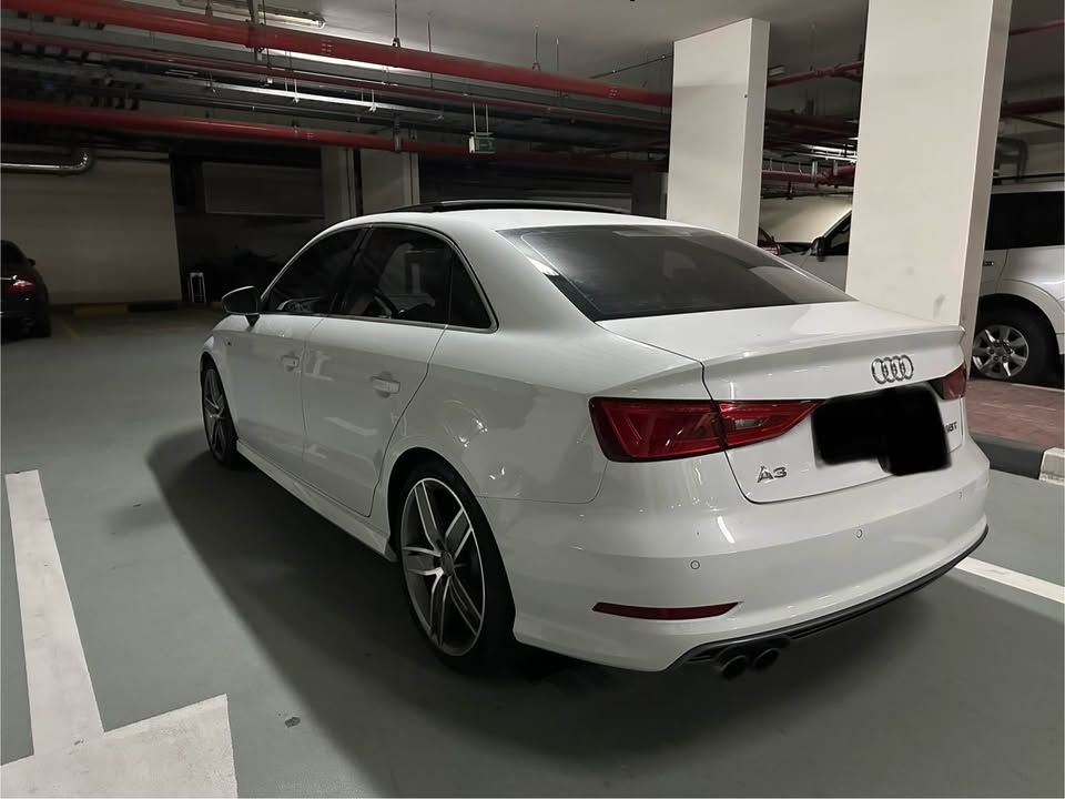 2015 اودي آي ٣ Prestige