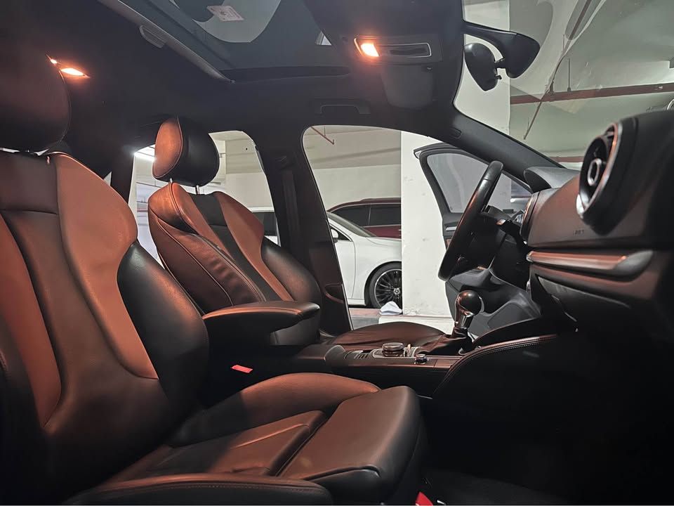 2015 اودي آي ٣ Prestige