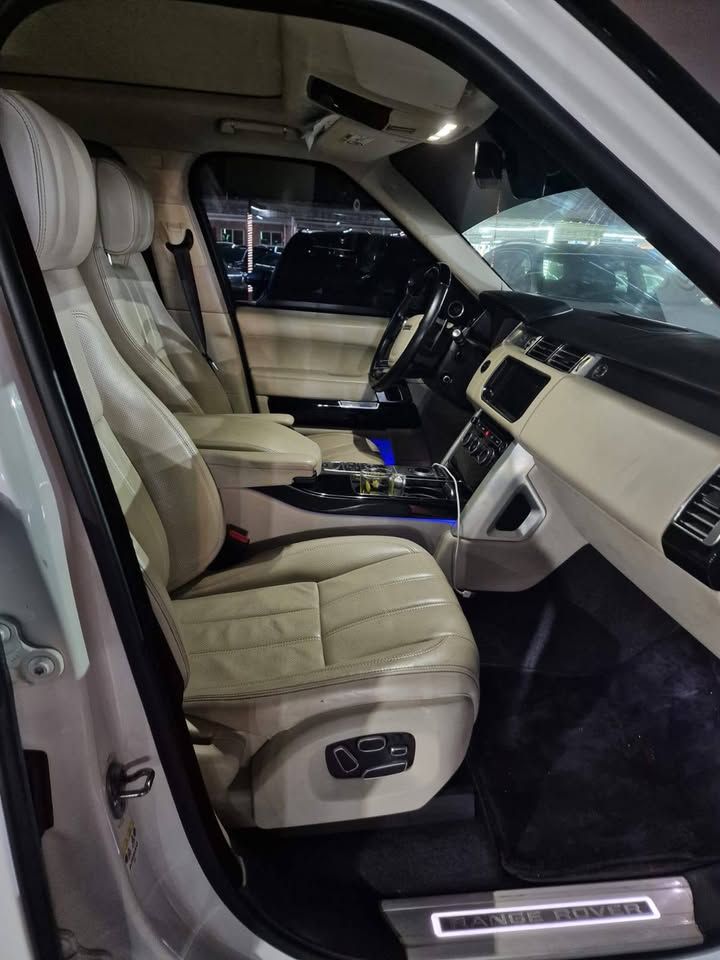 2014 لاند روفر رينج روفر First Edition LWB